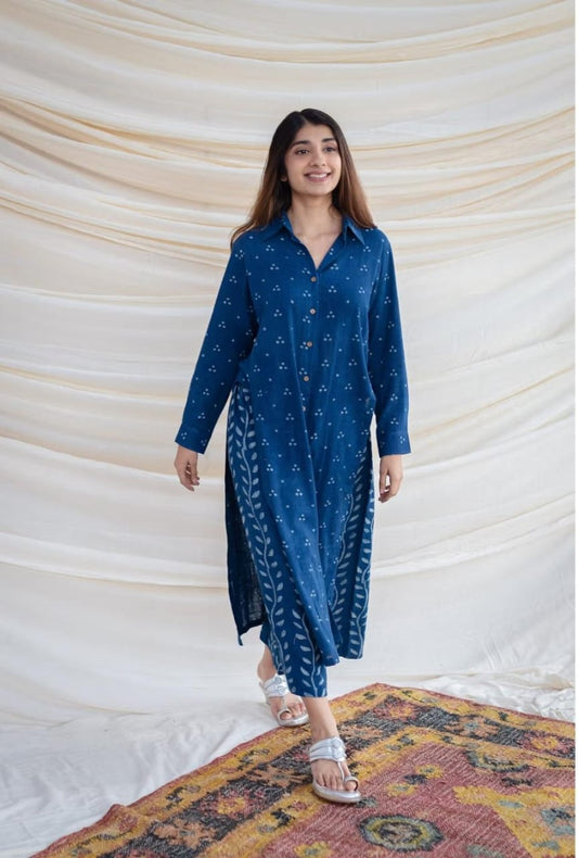 Indigo Blue Collared Shirt-Kurta with Dual Block Prints – Contemporary Cotton Fusion Wear