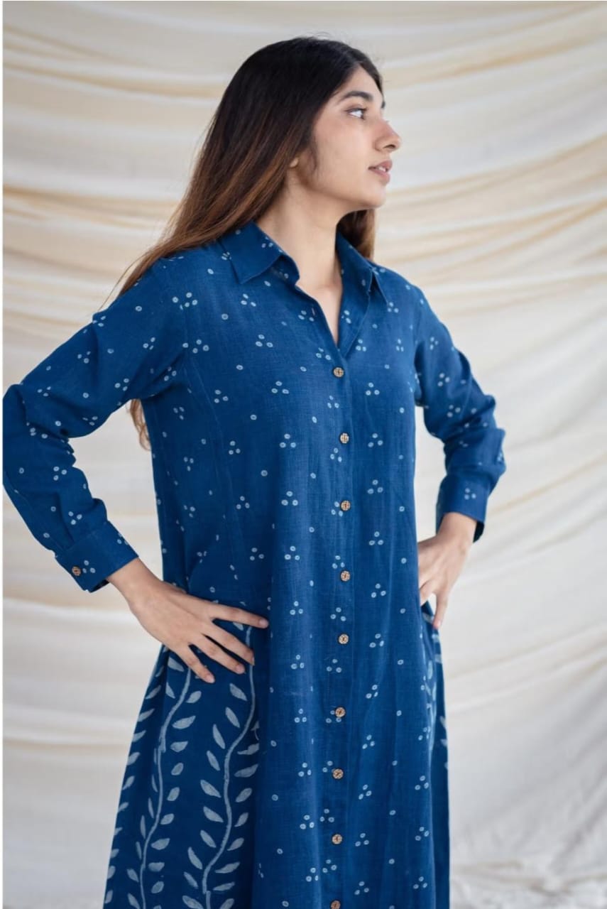 Indigo Blue Collared Shirt-Kurta with Dual Block Prints – Contemporary Cotton Fusion Wear