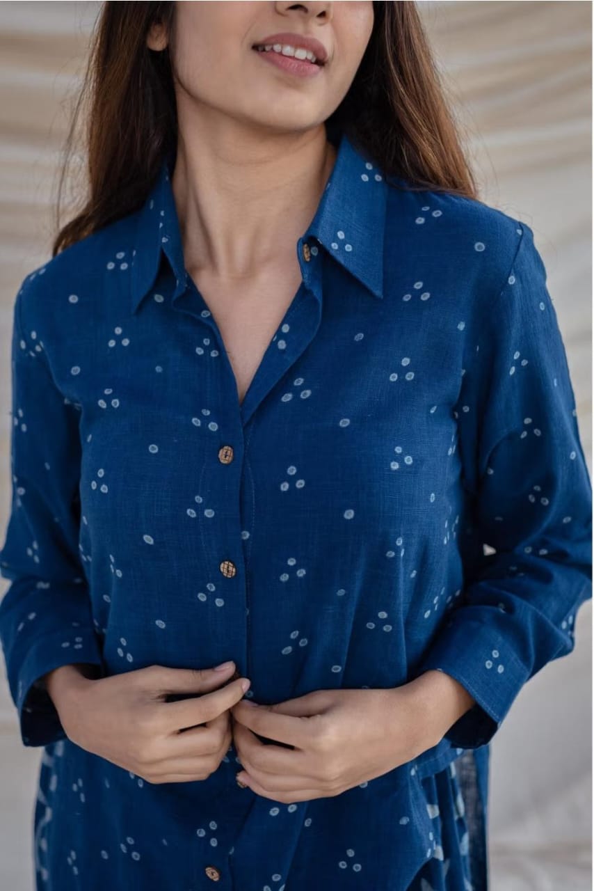 Indigo Blue Collared Shirt-Kurta with Dual Block Prints – Contemporary Cotton Fusion Wear