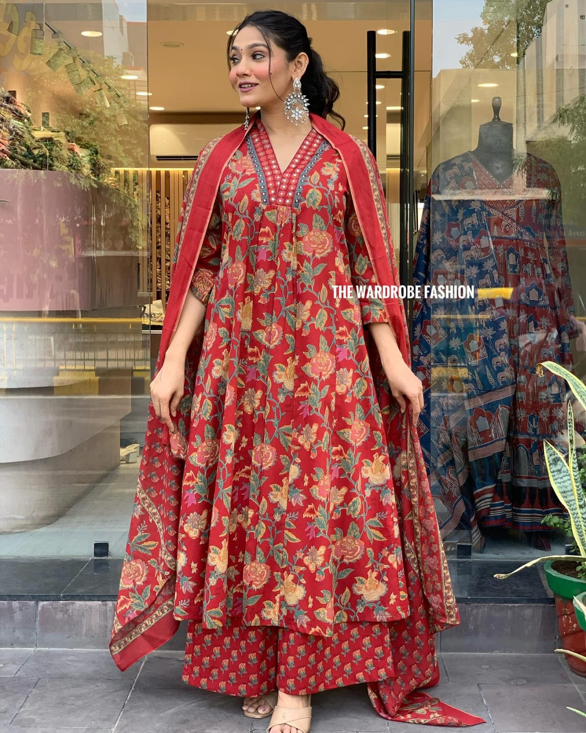 Women's Red Floral Anarkali Kurta Pant And Dupatta Set