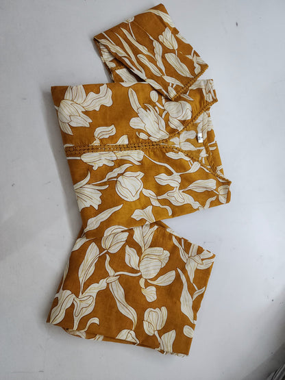 Women's Floral Vine Print Kurta Pant Set with Lace Detail (Mustard)