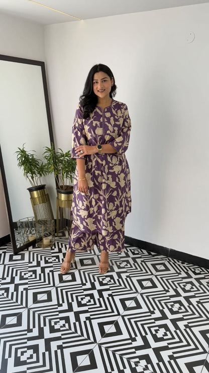 Women's lavender Floral Vine Print Kurta Pant Set with Lace Detail